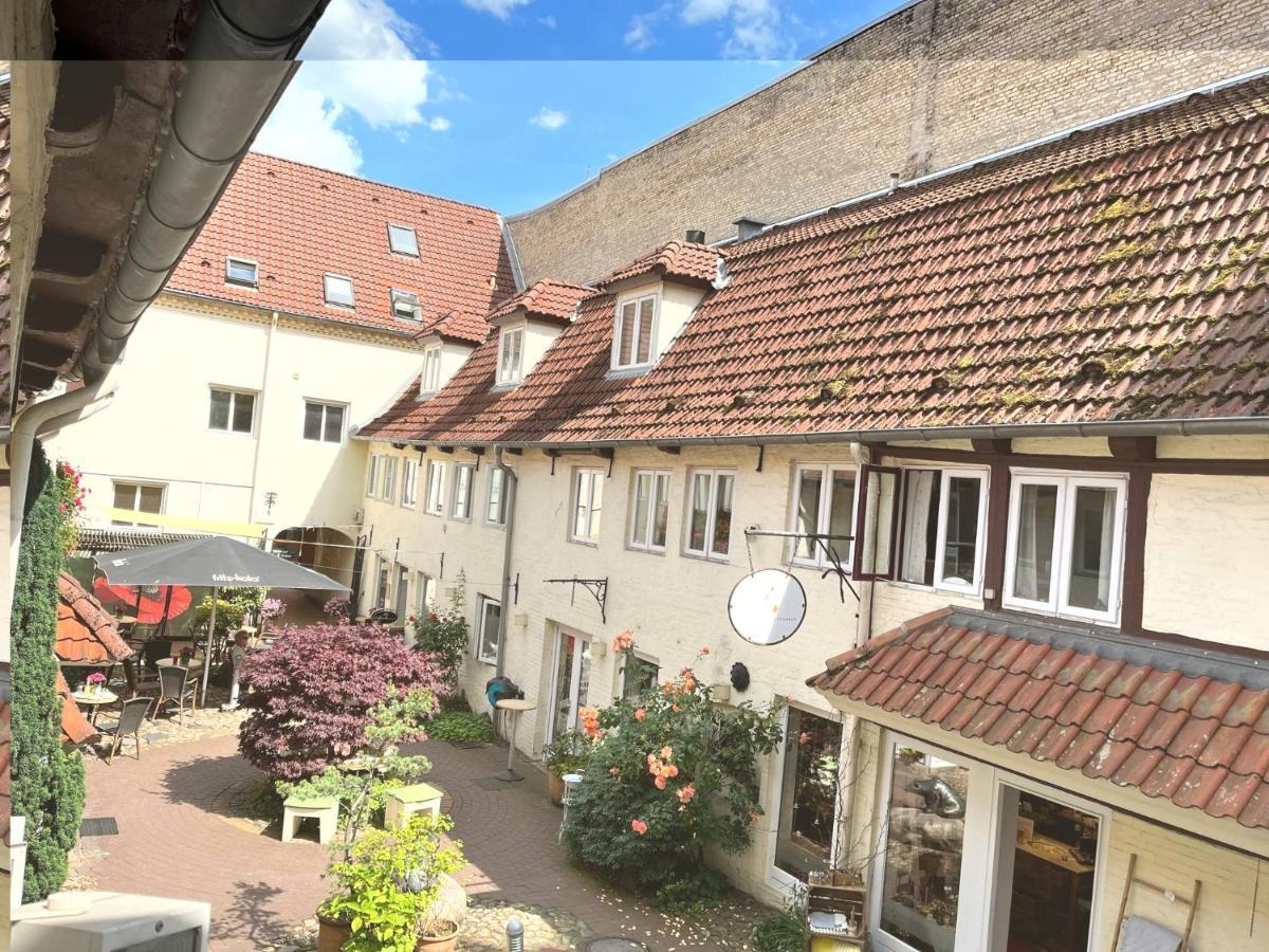 Fewo1846 - An Der Alten Kaffeeroesterei - Stilvoll Eingerichtete 2-Zimmer-Wohnung Im Stadtzentrum 플렌스부르크 외부 사진